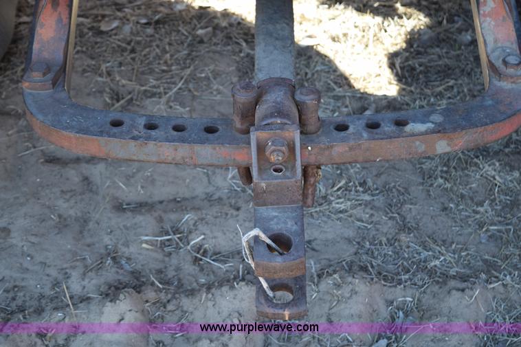 image for item K2387 International 856 tractor