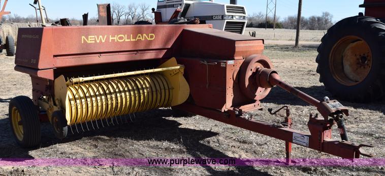 image for item K2388 New Holland 315 small square baler