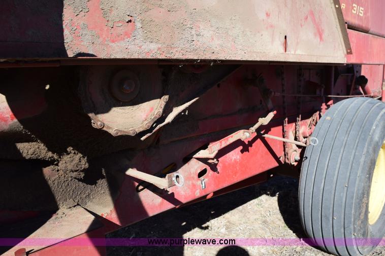 image for item K2388 New Holland 315 small square baler