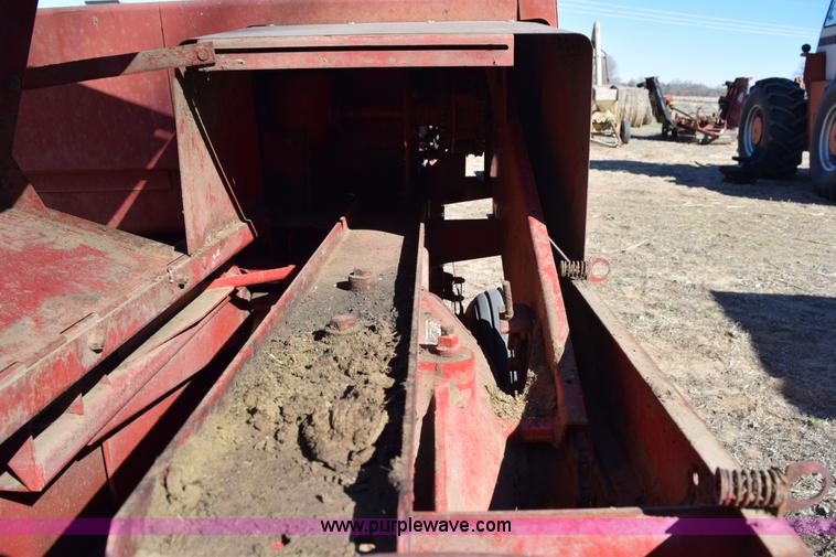 image for item K2388 New Holland 315 small square baler