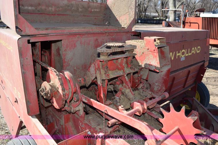 image for item K2388 New Holland 315 small square baler
