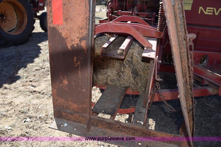 image for item K2388 New Holland 315 small square baler