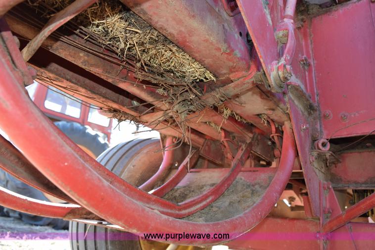 image for item K2388 New Holland 315 small square baler