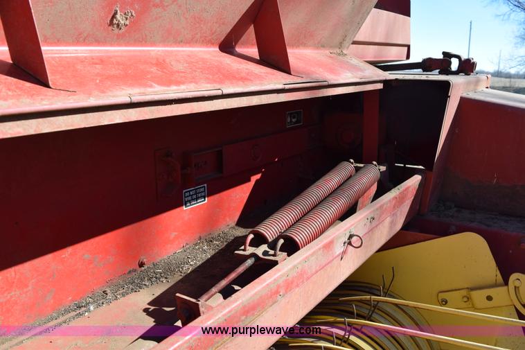 image for item K2388 New Holland 315 small square baler