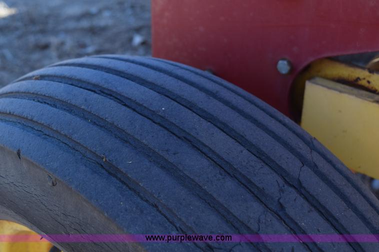 image for item K2388 New Holland 315 small square baler