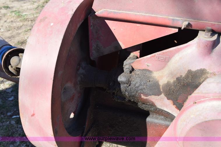 image for item K2390 New Holland 275 small square baler