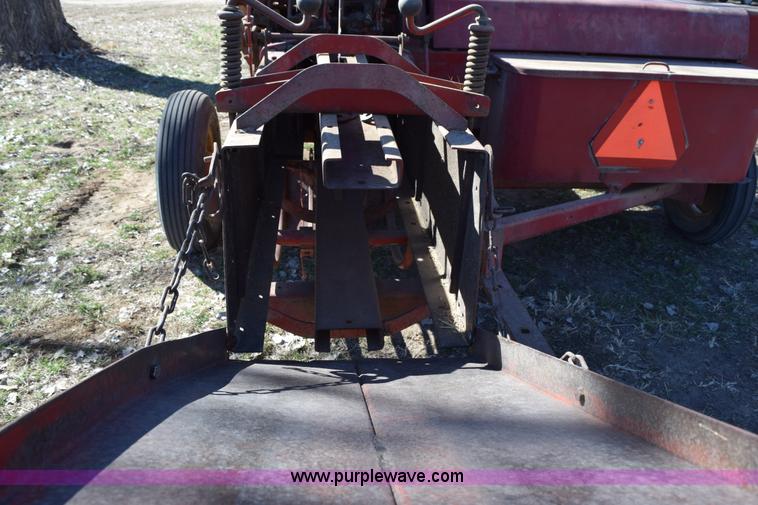 image for item K2390 New Holland 275 small square baler