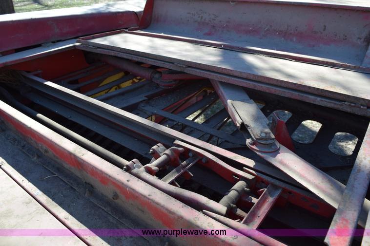 image for item K2390 New Holland 275 small square baler