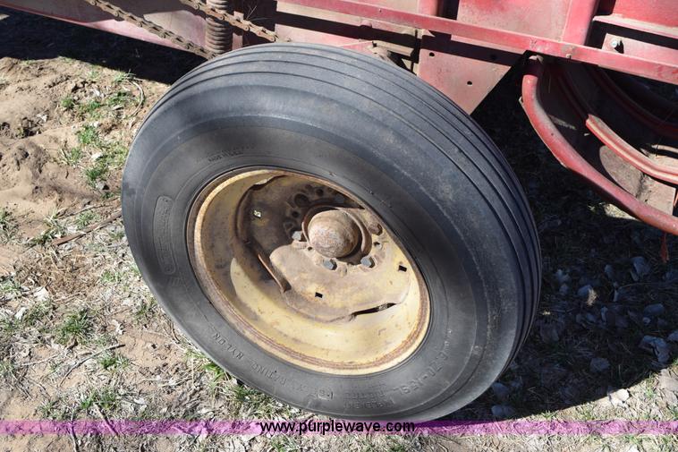 image for item K2390 New Holland 275 small square baler