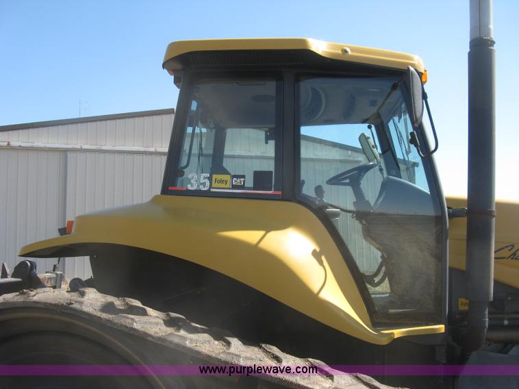 image for item K2952 1995 Caterpillar Challenger 35C tractor