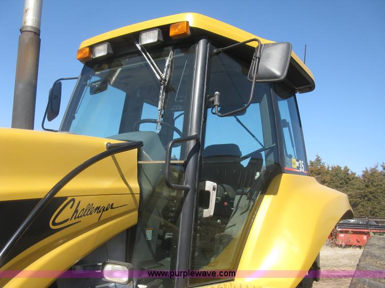 image for item K2952 1995 Caterpillar Challenger 35C tractor