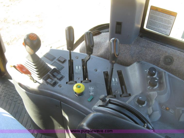 image for item K2952 1995 Caterpillar Challenger 35C tractor