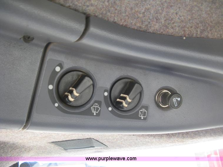 image for item K2952 1995 Caterpillar Challenger 35C tractor