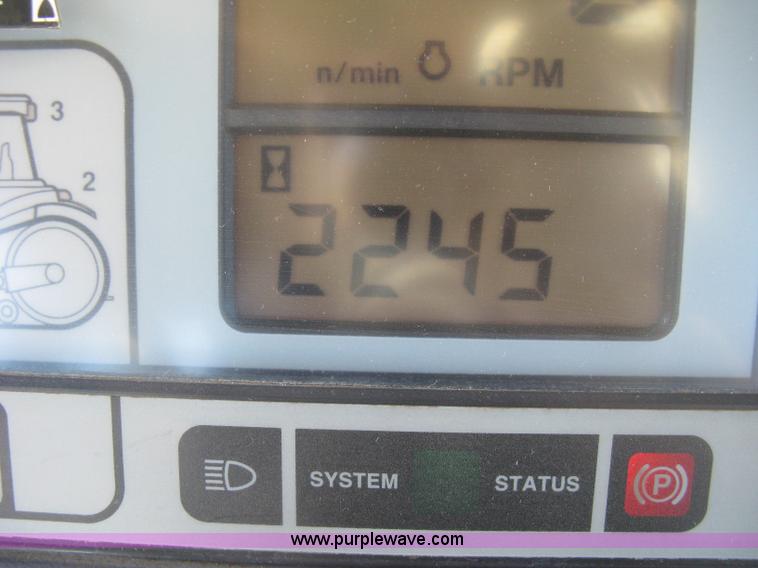 image for item K2952 1995 Caterpillar Challenger 35C tractor