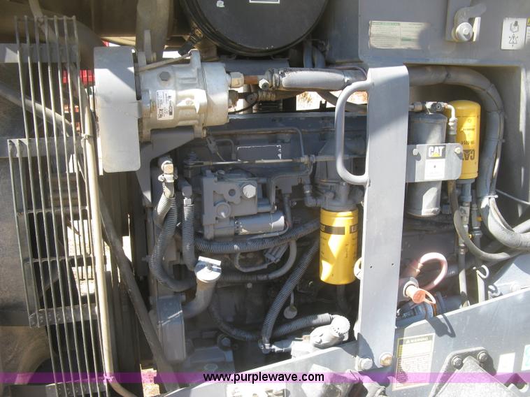 image for item K2952 1995 Caterpillar Challenger 35C tractor