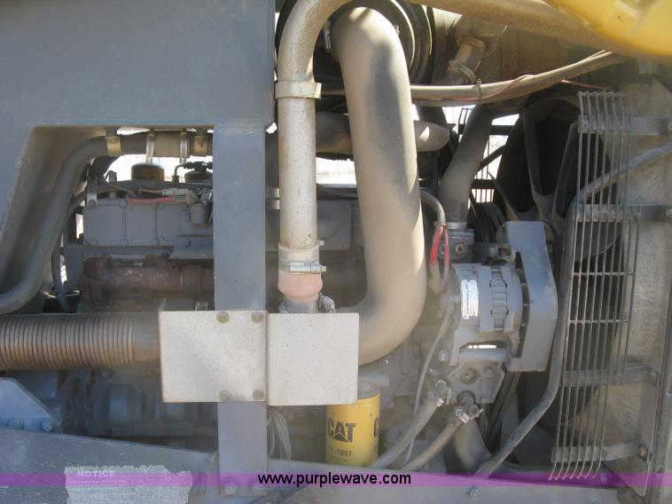 image for item K2952 1995 Caterpillar Challenger 35C tractor