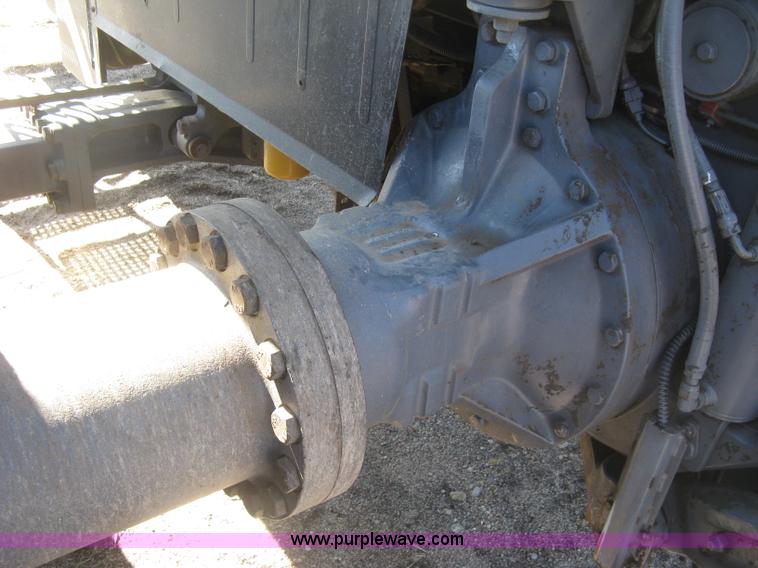 image for item K2952 1995 Caterpillar Challenger 35C tractor