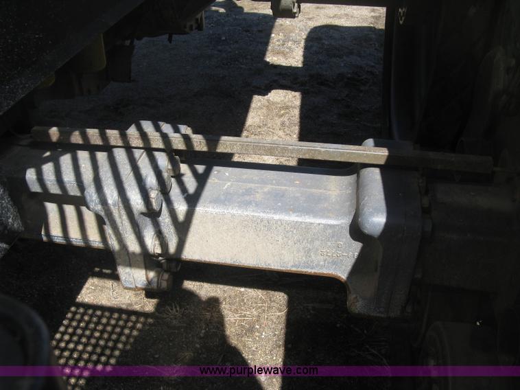 image for item K2952 1995 Caterpillar Challenger 35C tractor