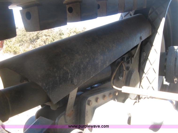 image for item K2952 1995 Caterpillar Challenger 35C tractor