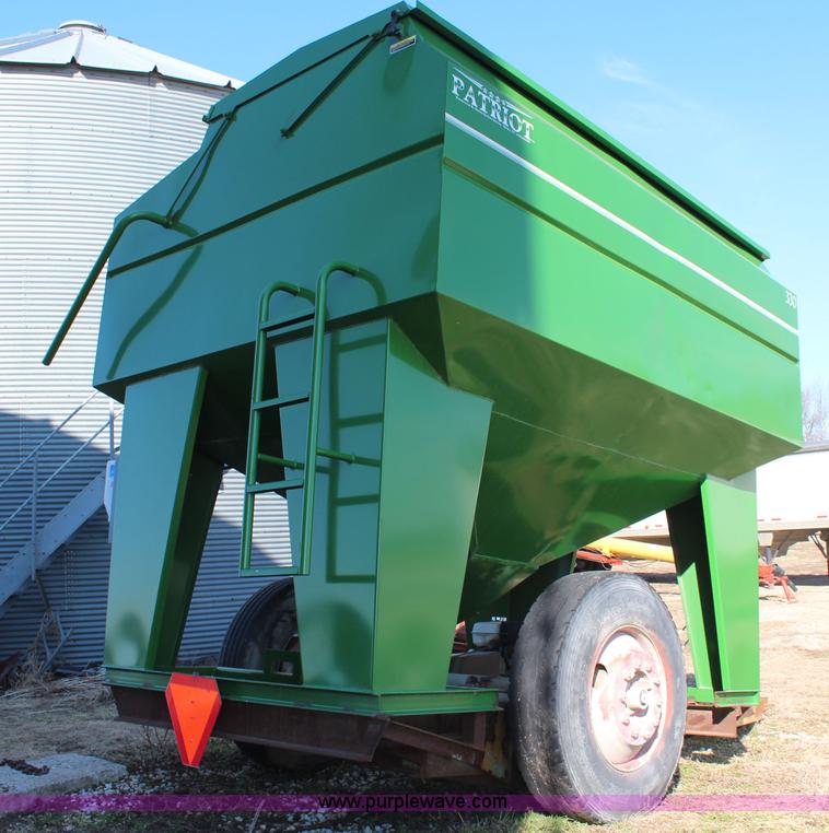 image for item K7126 Patriot 330 seed tender