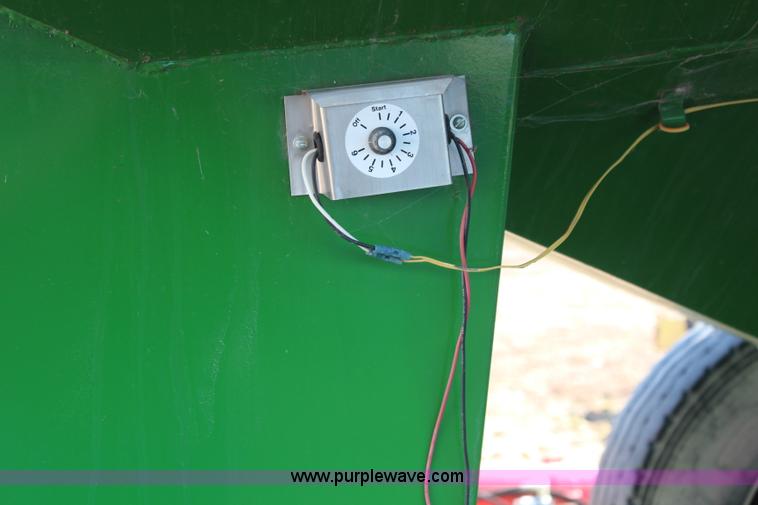 image for item K7126 Patriot 330 seed tender