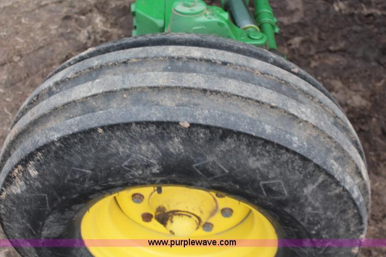 image for item K7142 1996 John Deere 6300 tractor