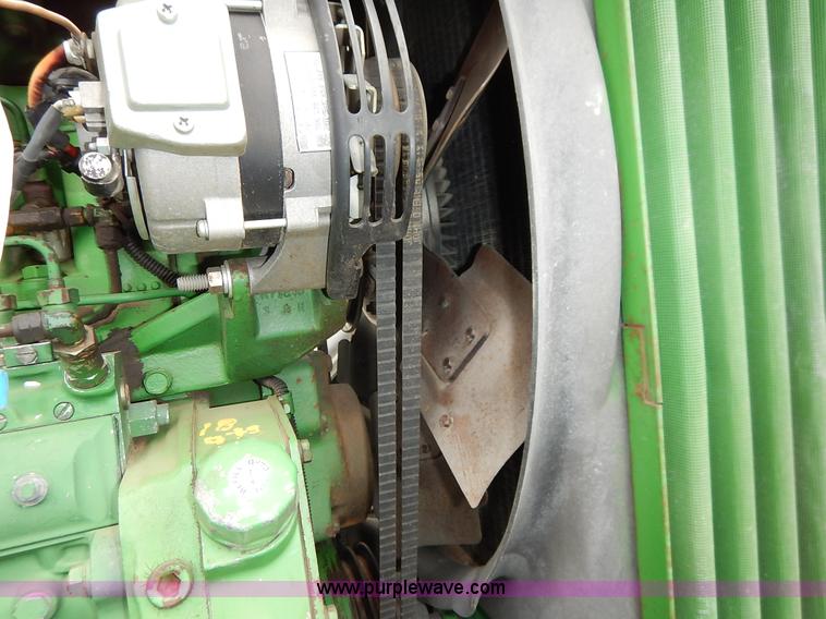 image for item K7309 1984 John Deere 4450 MFWD tractor