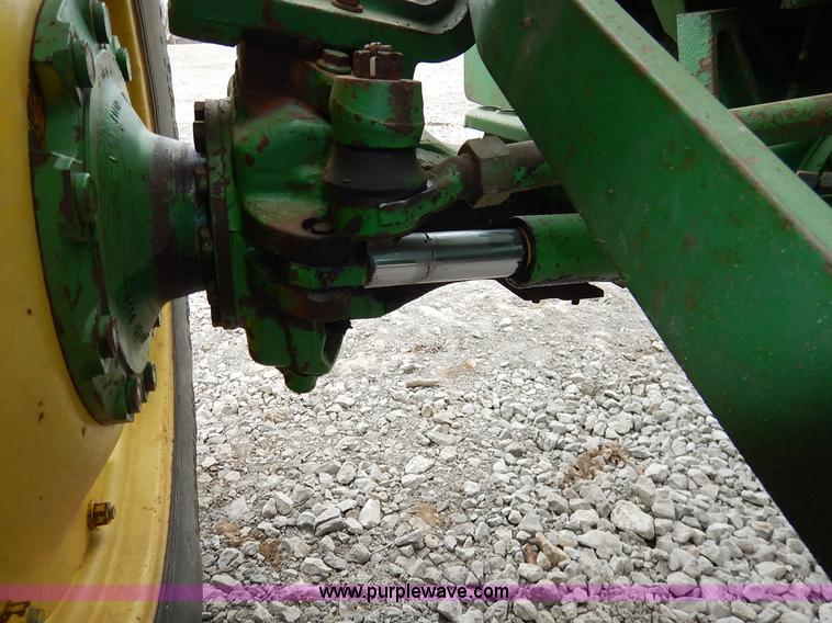 image for item K7309 1984 John Deere 4450 MFWD tractor