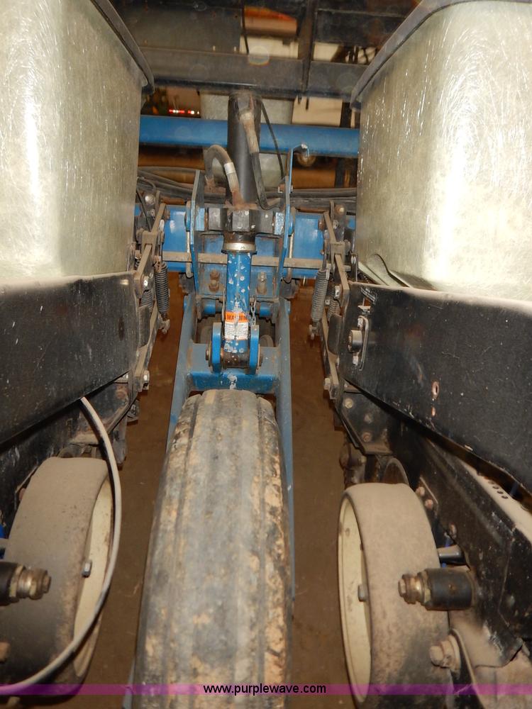 image for item K7311 Kinze 2000 interplant no-till planter