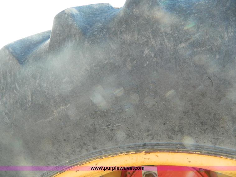 image for item K8000 1985 Versatile 856 4WD tractor