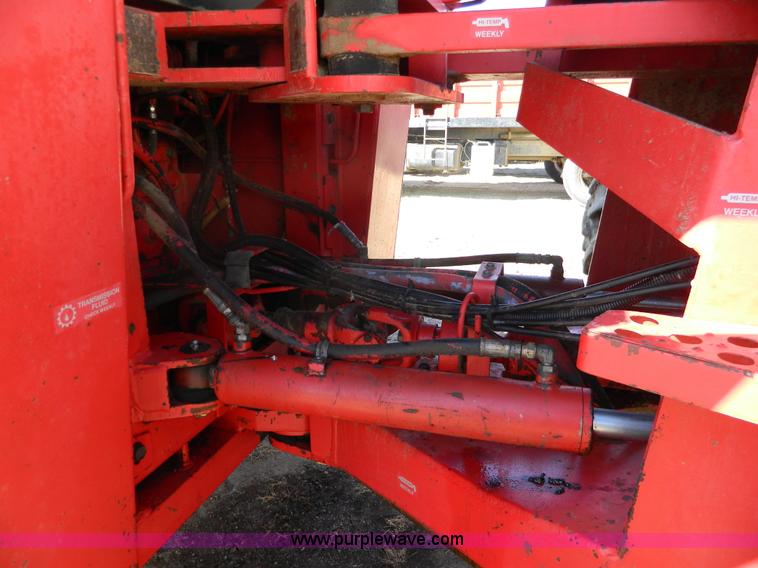 image for item K8000 1985 Versatile 856 4WD tractor