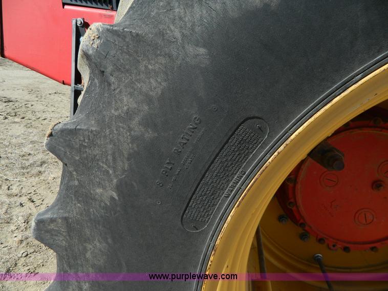 image for item K8000 1985 Versatile 856 4WD tractor