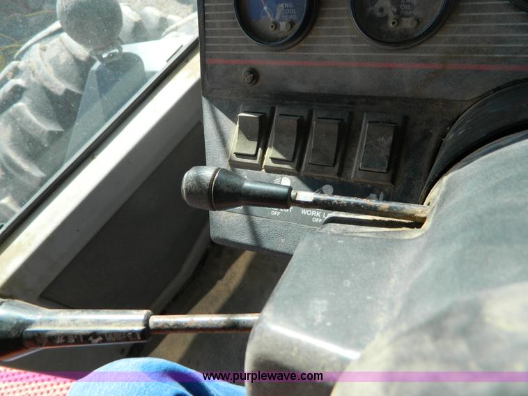 image for item K8000 1985 Versatile 856 4WD tractor