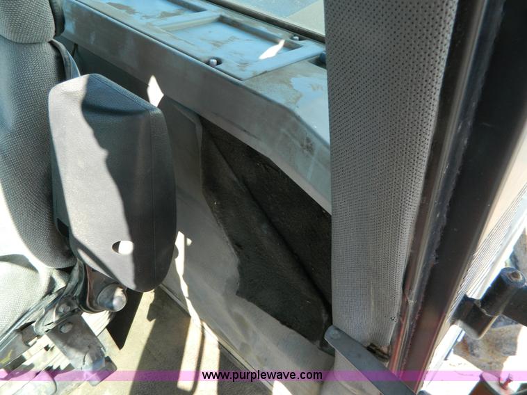 image for item K8000 1985 Versatile 856 4WD tractor