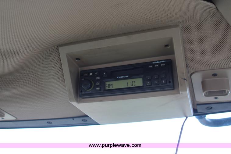 image for item K8840 2000 John Deere 9400T tractor