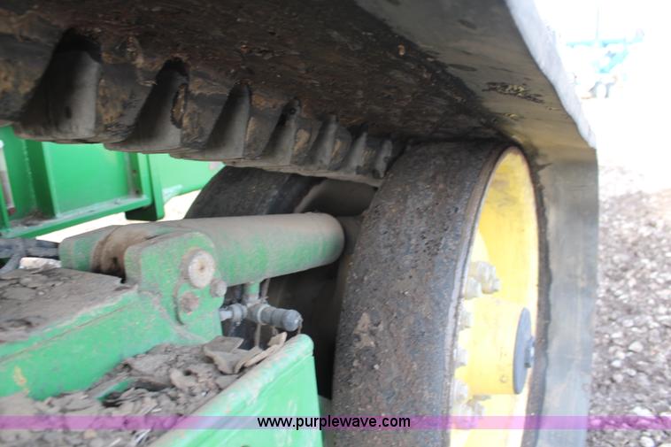 image for item K8840 2000 John Deere 9400T tractor