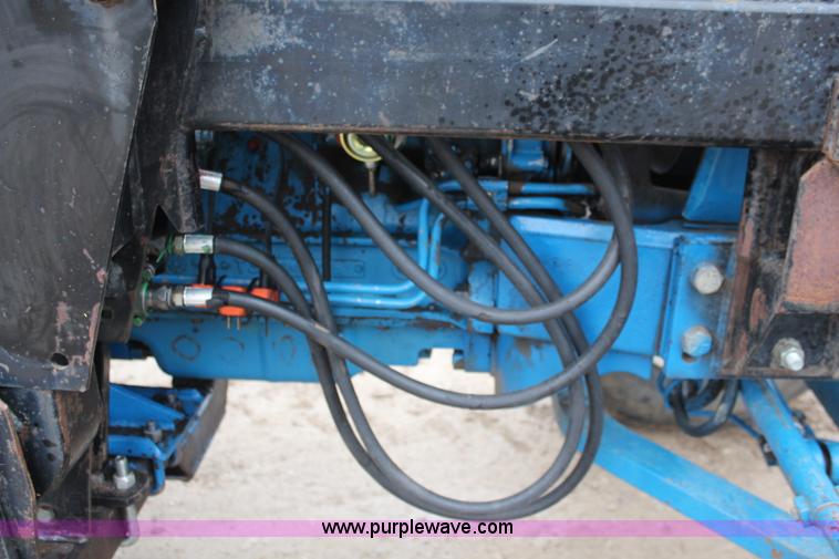 image for item K8963 1978 Ford 7700 tractor