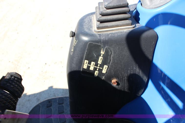 image for item L6737 2005 New Holland TC33DA MFWD compact utility tractor