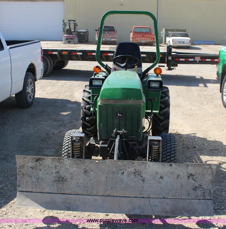 image for item L6738 John Deere 855 MFWD compact utility tractor