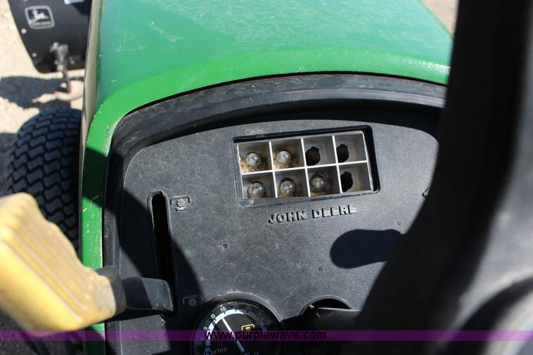 image for item L6738 John Deere 855 MFWD compact utility tractor