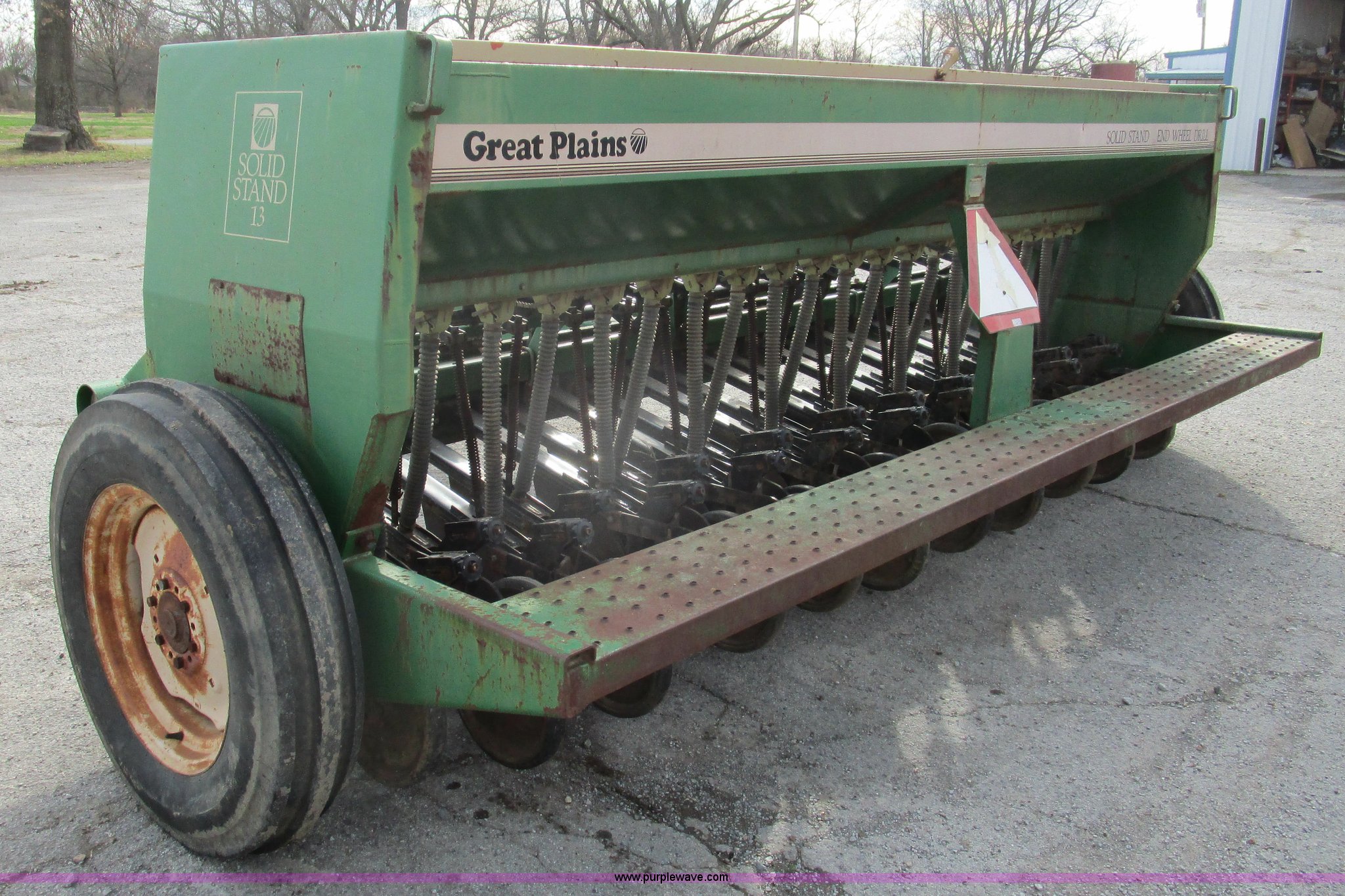 Great Plains Solid Stand 13 end wheel grain drill in Pryor, OK Item