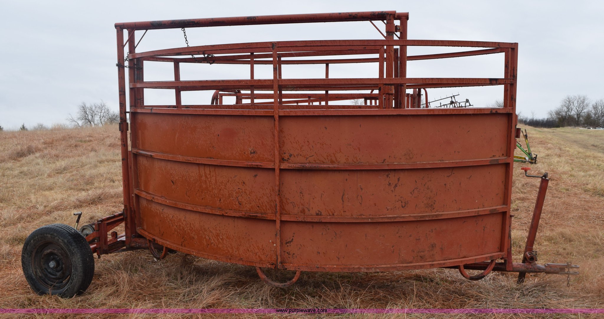Livestock working tub and alley ways in KS Item K2406 sold