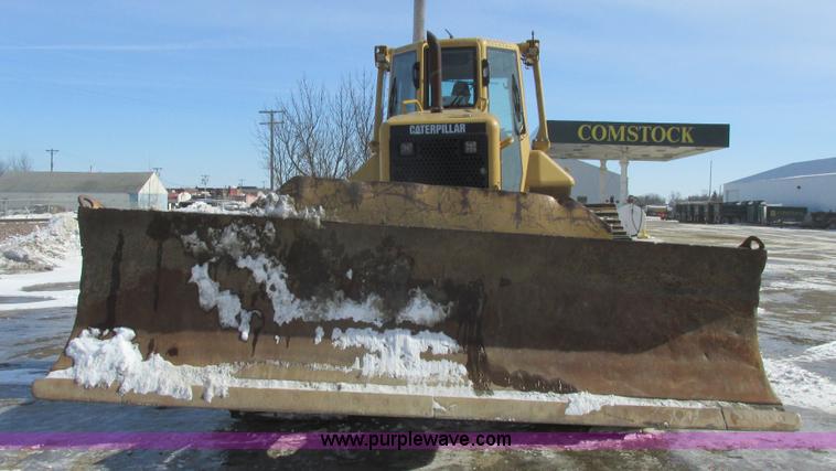 image for item A8772 2003 Caterpillar D6N LGP dozer