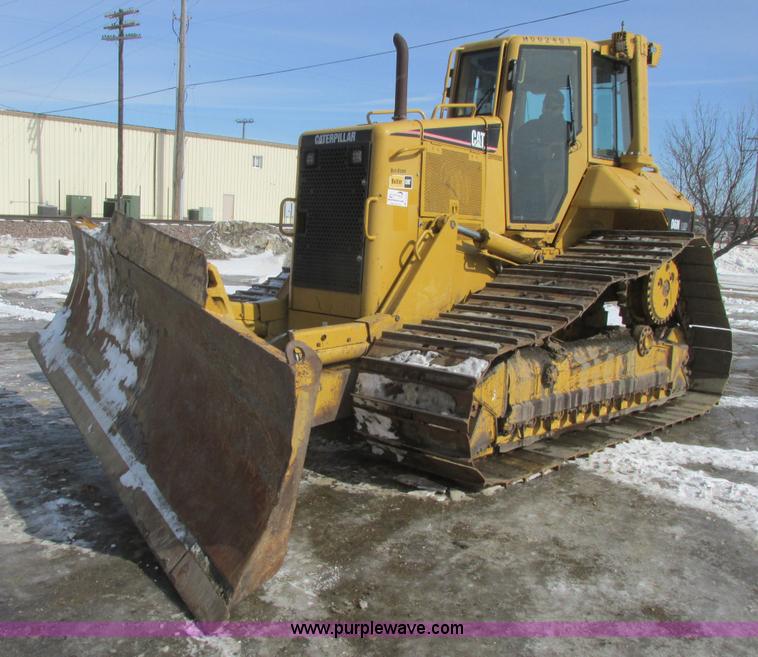 image for item A8772 2003 Caterpillar D6N LGP dozer
