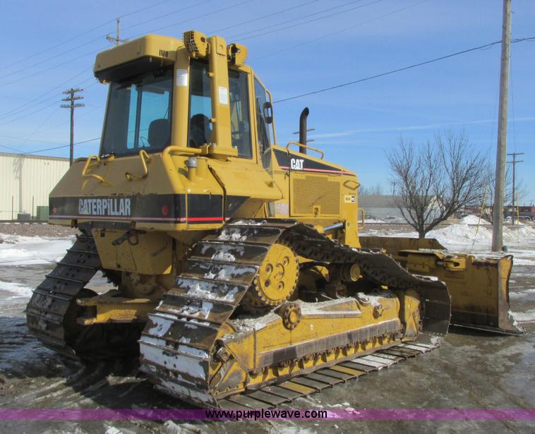 image for item A8772 2003 Caterpillar D6N LGP dozer