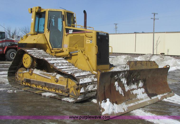 image for item A8772 2003 Caterpillar D6N LGP dozer