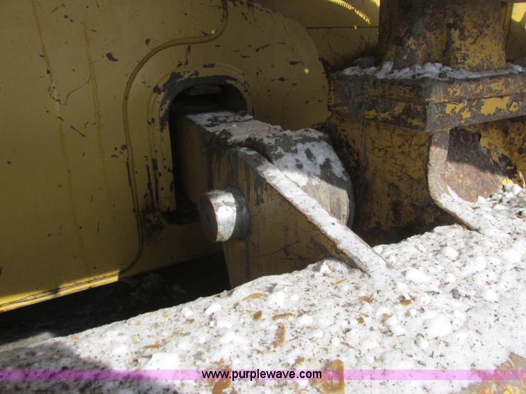 image for item A8772 2003 Caterpillar D6N LGP dozer
