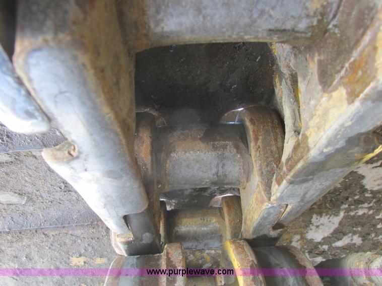 image for item A8772 2003 Caterpillar D6N LGP dozer