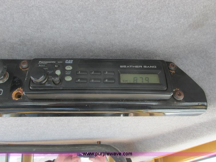 image for item A8772 2003 Caterpillar D6N LGP dozer