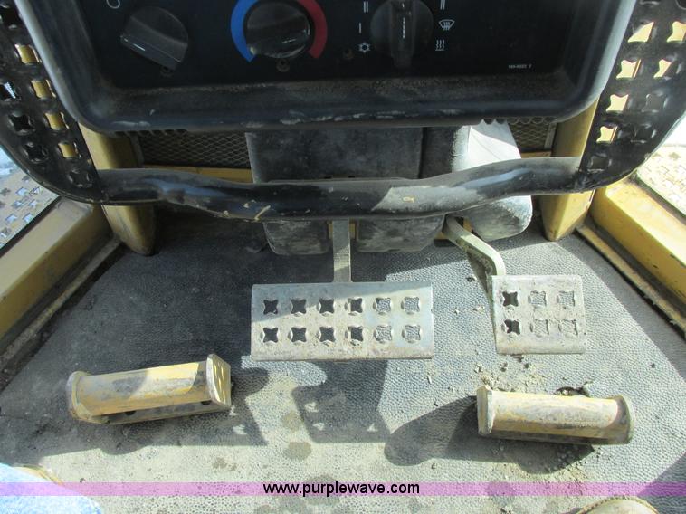 image for item A8772 2003 Caterpillar D6N LGP dozer